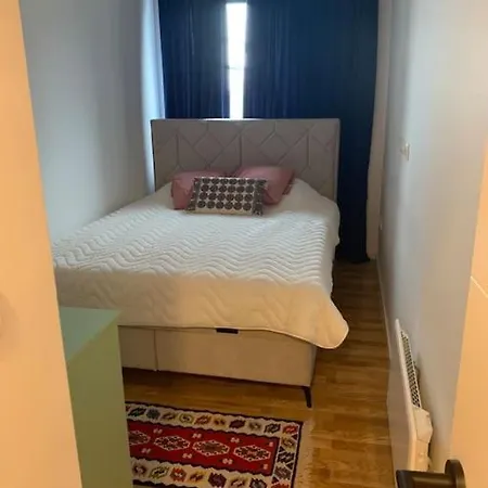 Lägenhet Lovely 3-bedroom Apartment-bjelasnica